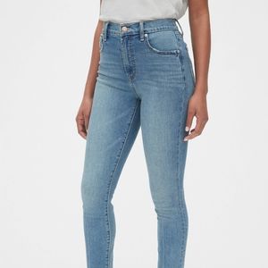 NWOT Gap High Rise True Skinny Jeans